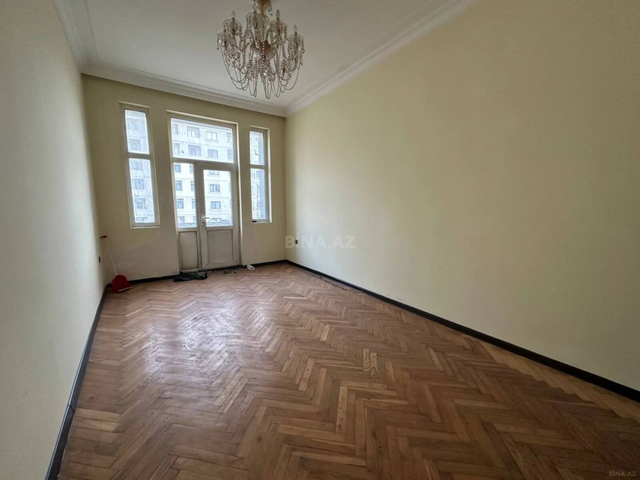 Satılır 3 otaqlı mənzil 90 m²