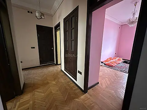 Satılır 3 otaqlı mənzil 90 m²