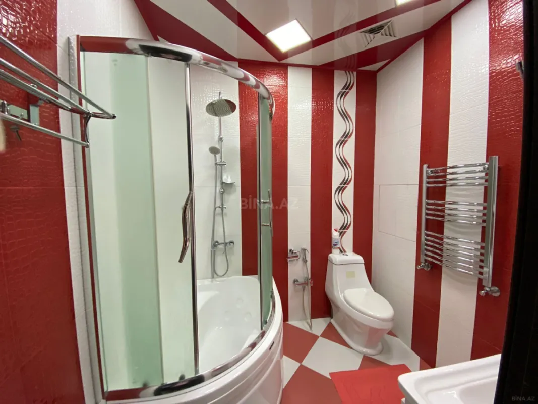 Kirayə verilir 3 otaqlı mənzil 120 m²