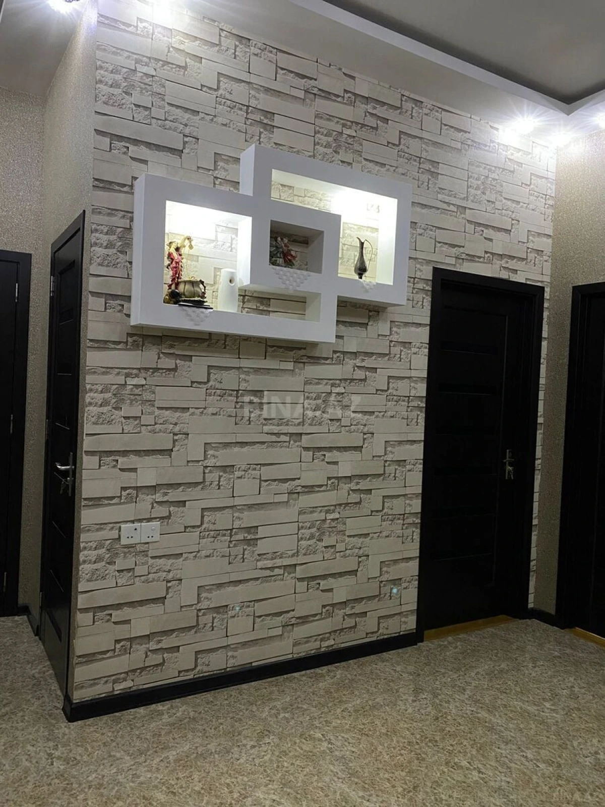 Kirayə verilir 3 otaqlı mənzil 120 m²