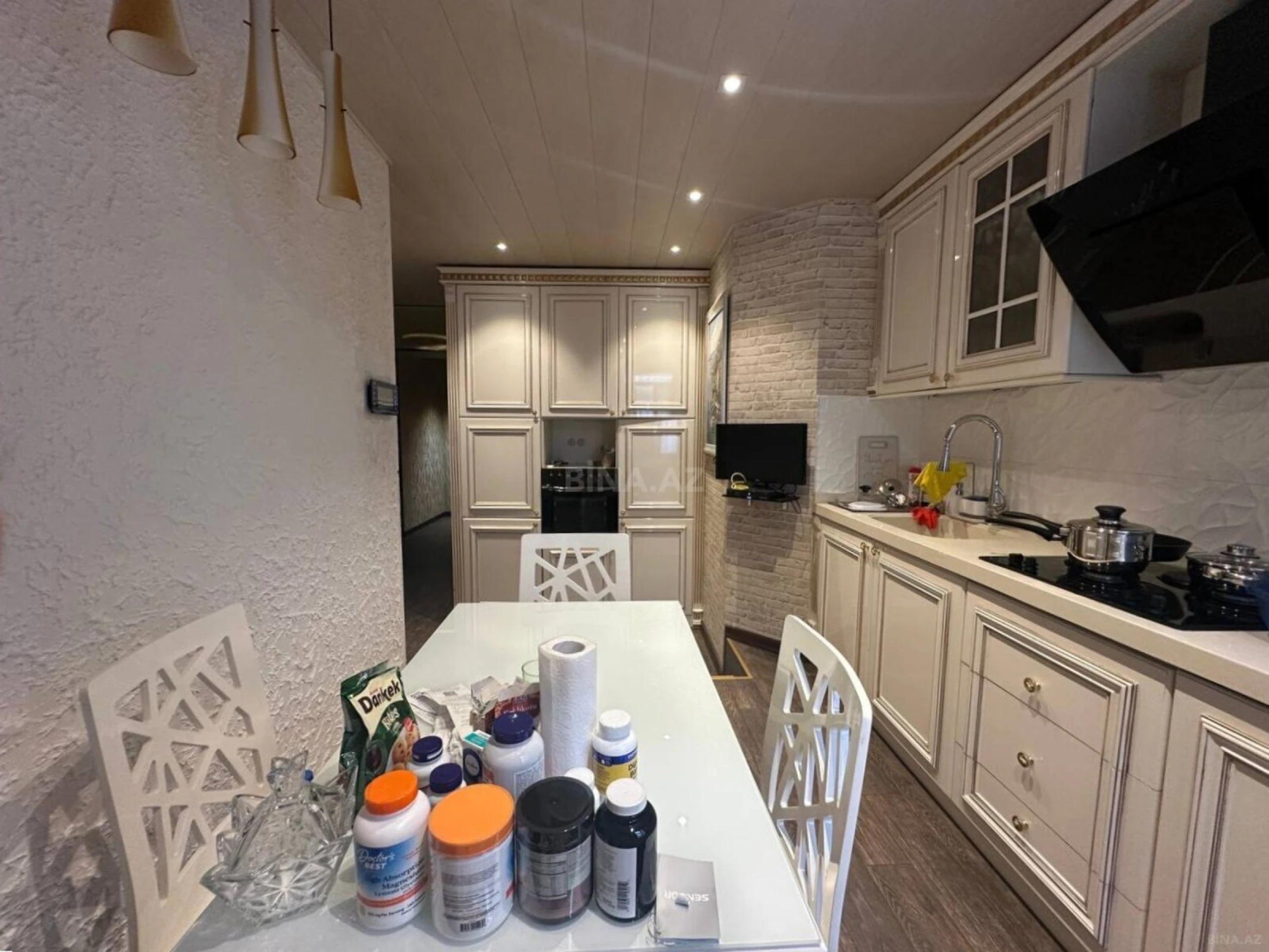 Satılır 3 otaqlı mənzil 120 m²