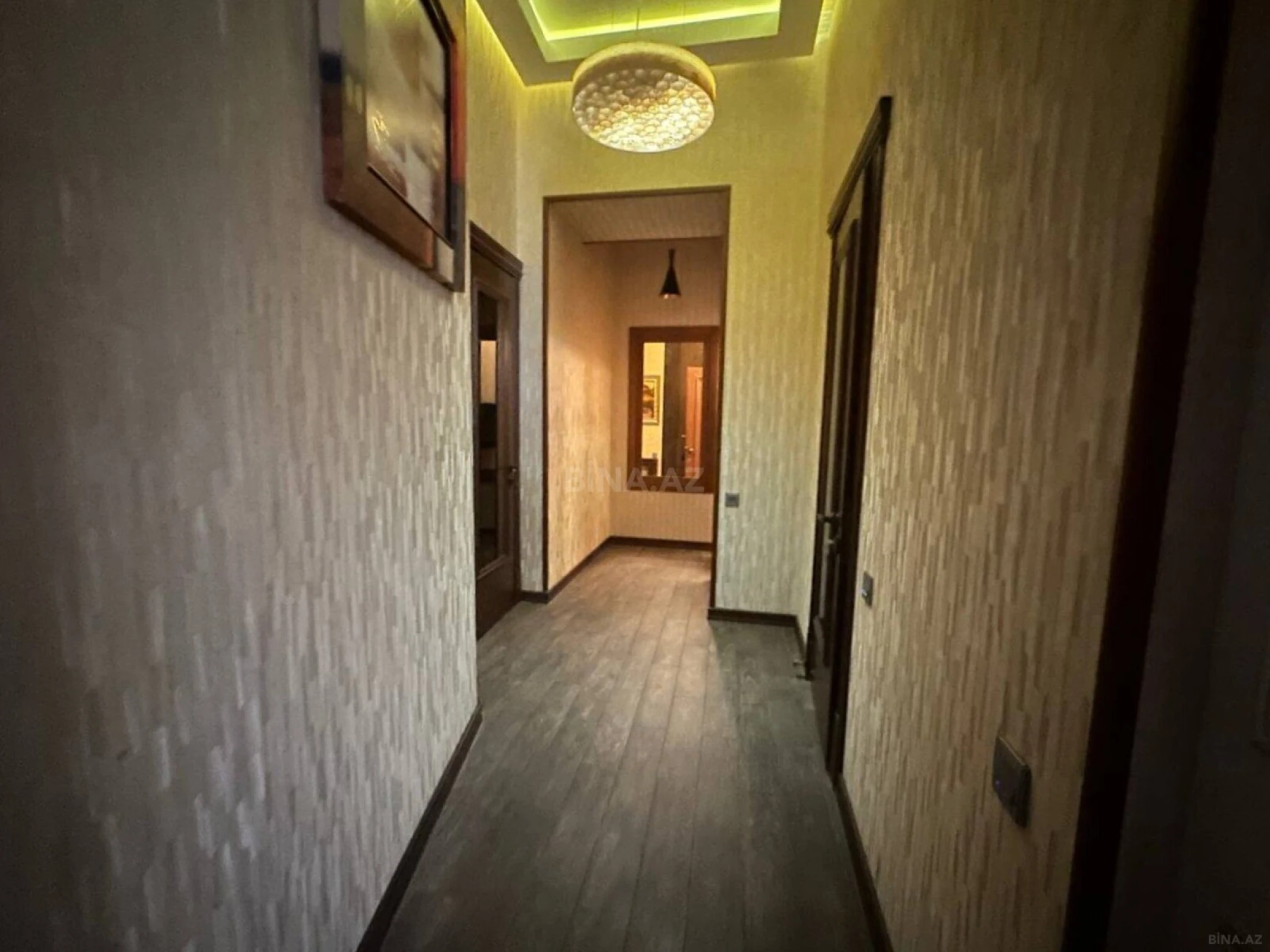 Satılır 3 otaqlı mənzil 120 m²