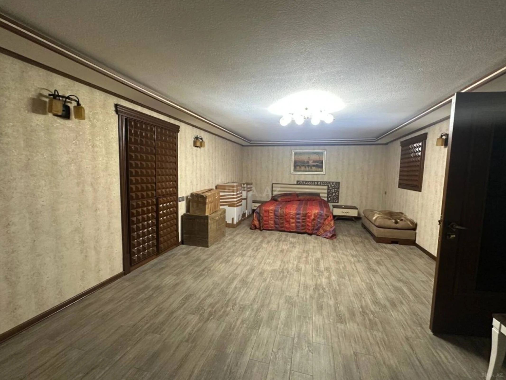 Satılır 3 otaqlı mənzil 120 m²