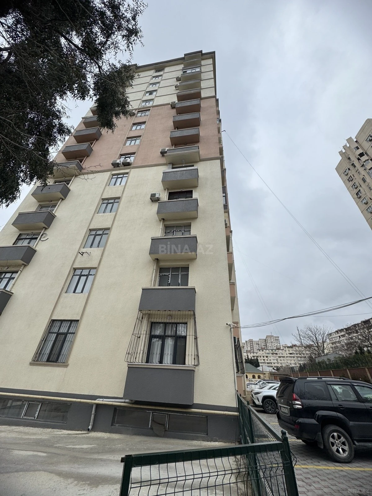 Satılır 2 otaqlı mənzil 85 m²