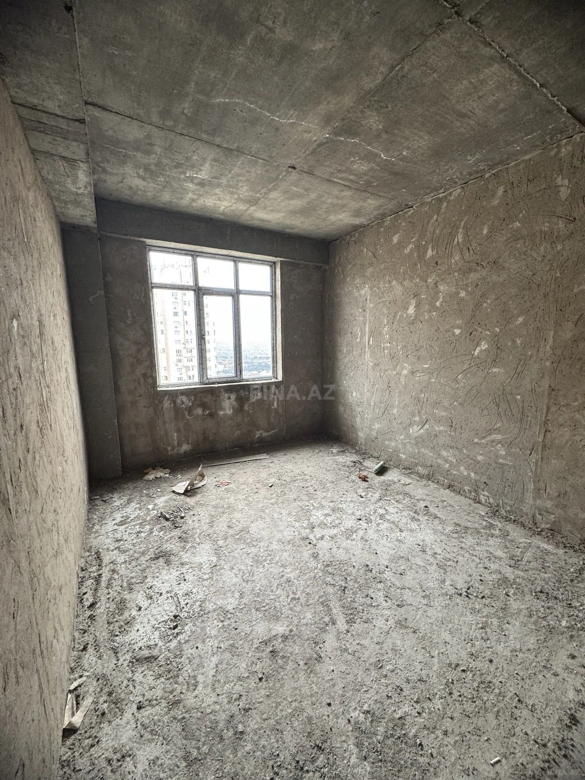 Satılır 2 otaqlı mənzil 85 m²