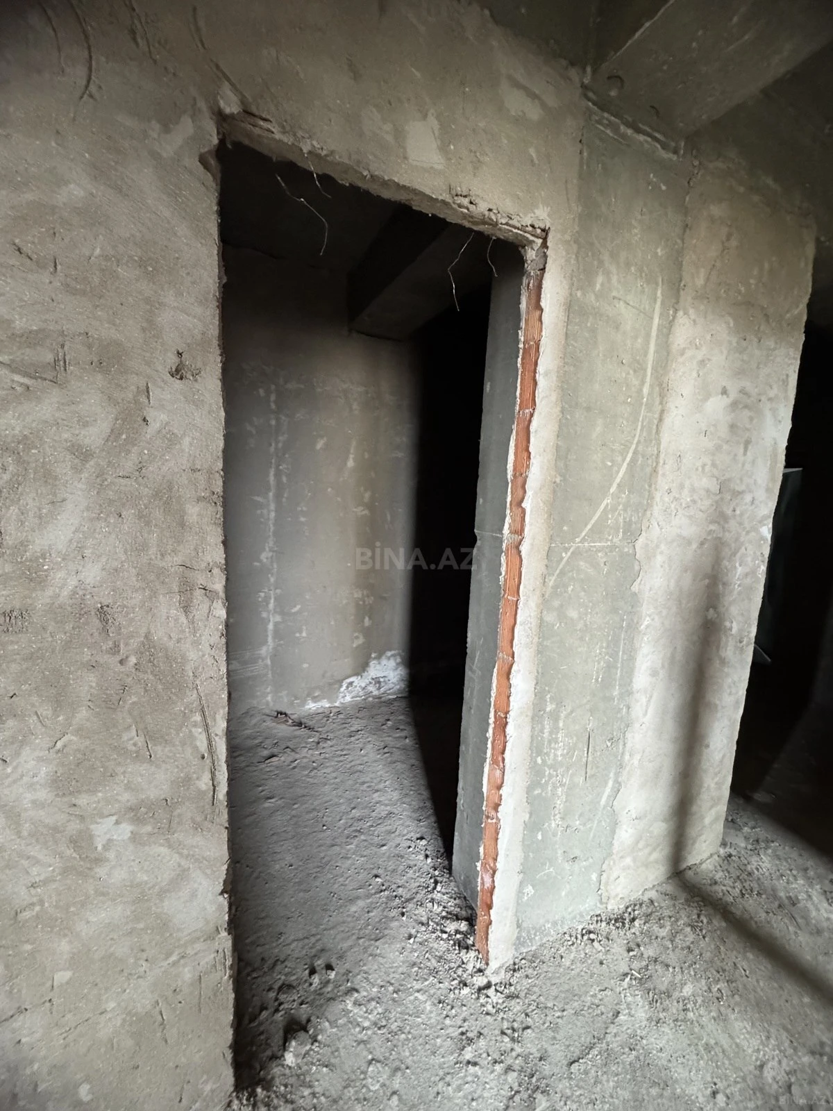 Satılır 2 otaqlı mənzil 85 m²