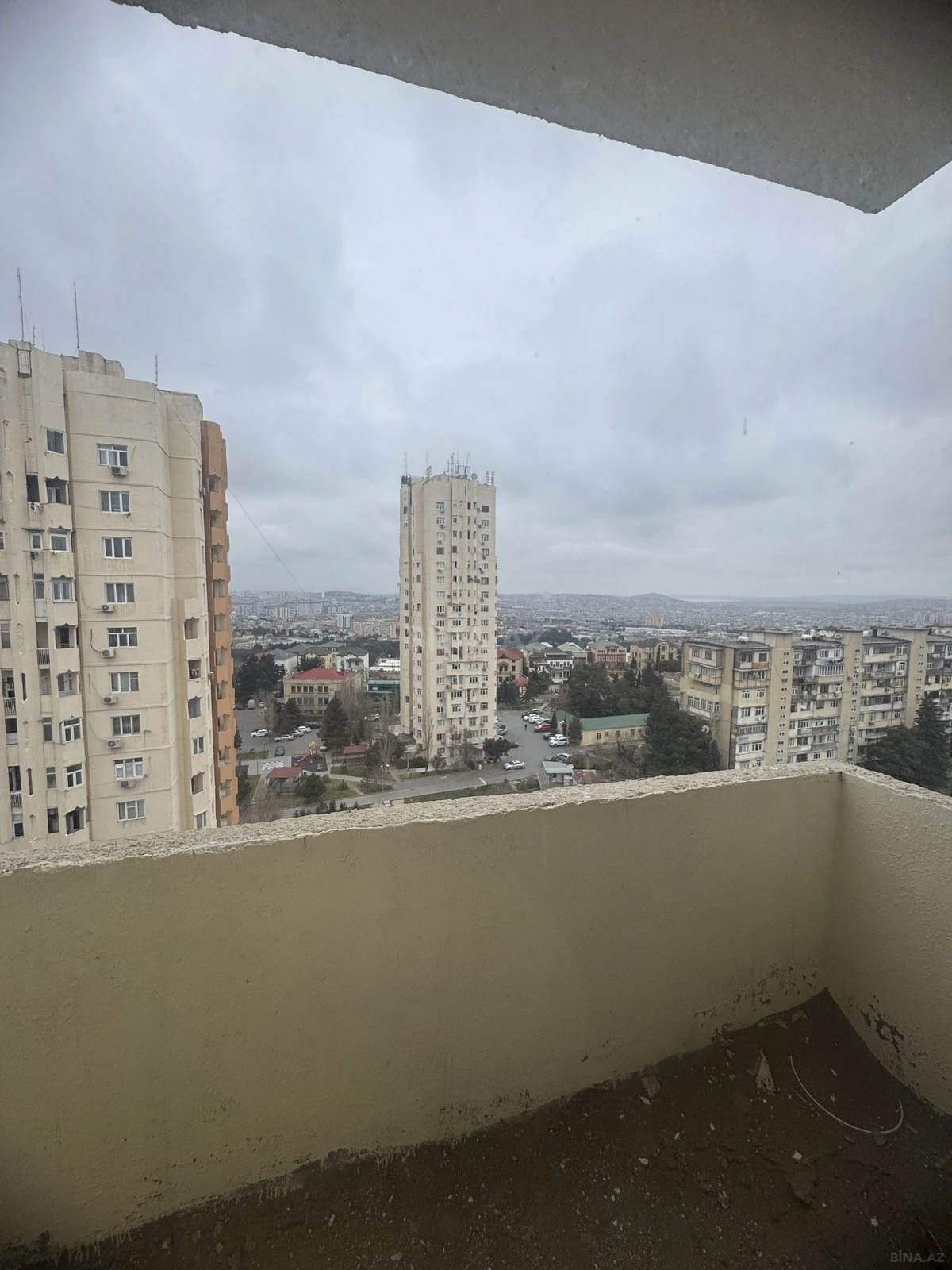 Satılır 2 otaqlı mənzil 85 m²