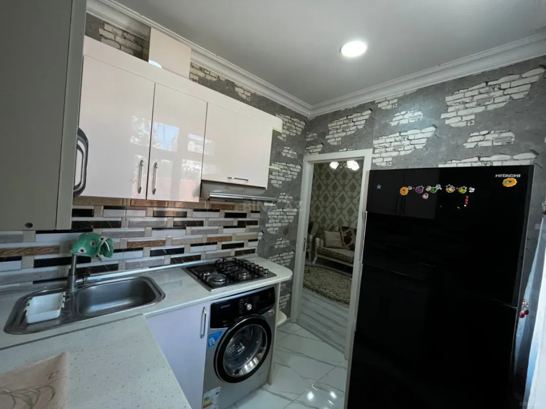 Satılır 2 otaqlı mənzil 59 m²