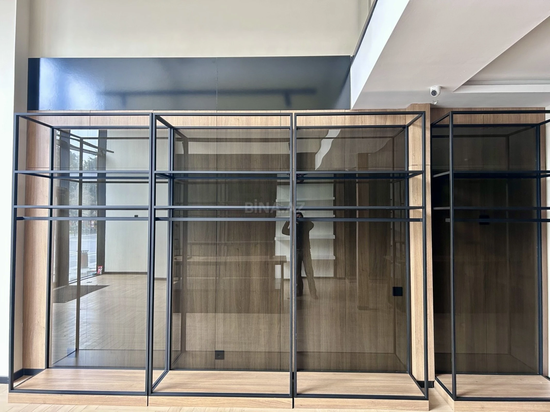 Kirayə verilir obyekt 180 m²