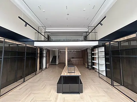 Kirayə verilir obyekt 180 m²