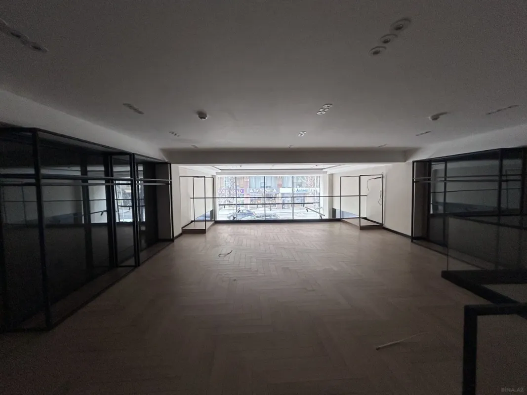 Kirayə verilir obyekt 180 m²