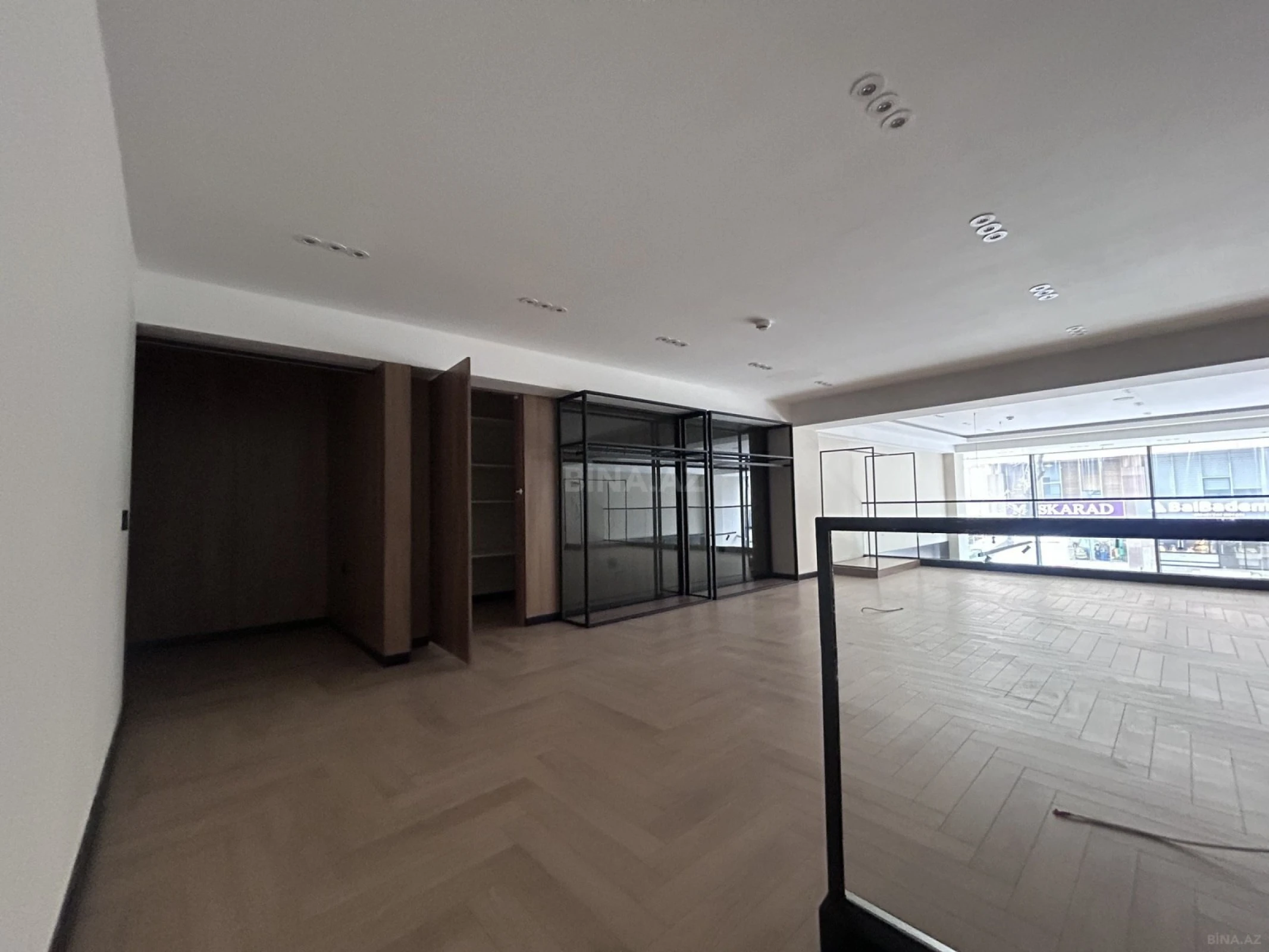 Kirayə verilir obyekt 180 m²