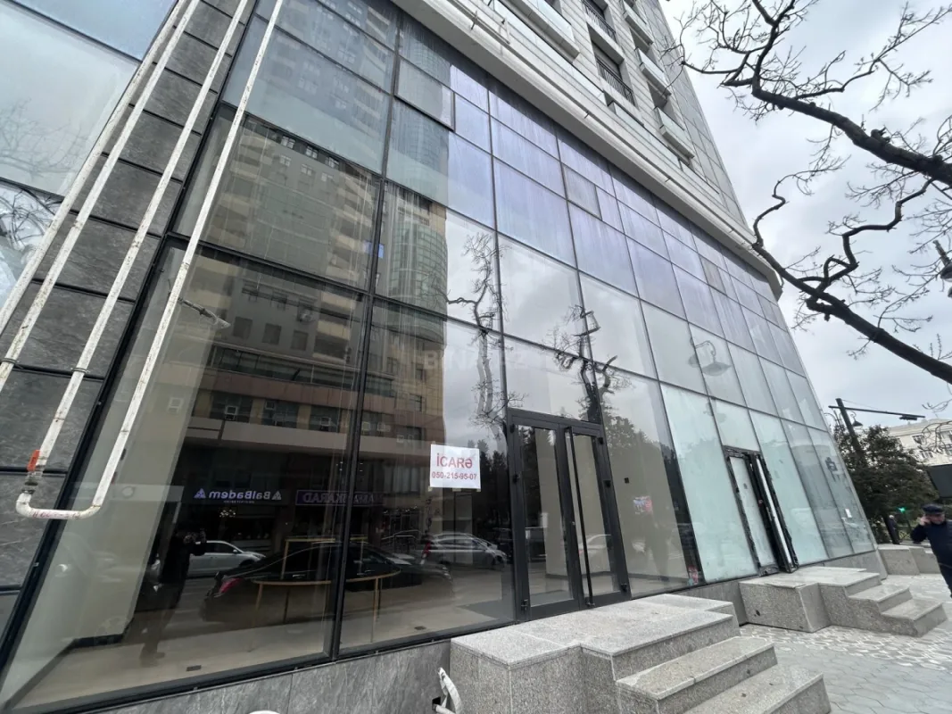 Kirayə verilir obyekt 180 m²