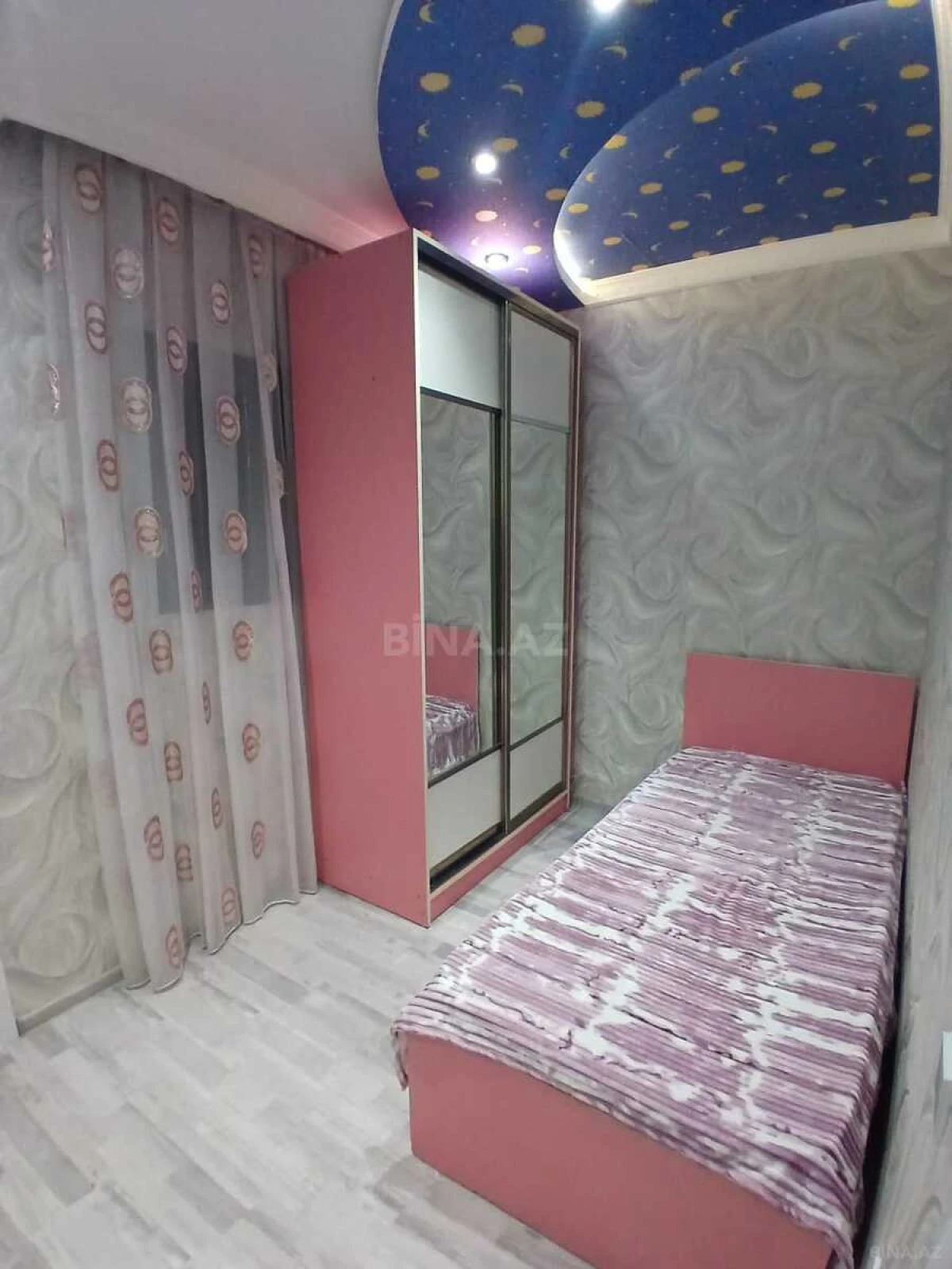 Satılır 3 otaqlı mənzil 83 m²