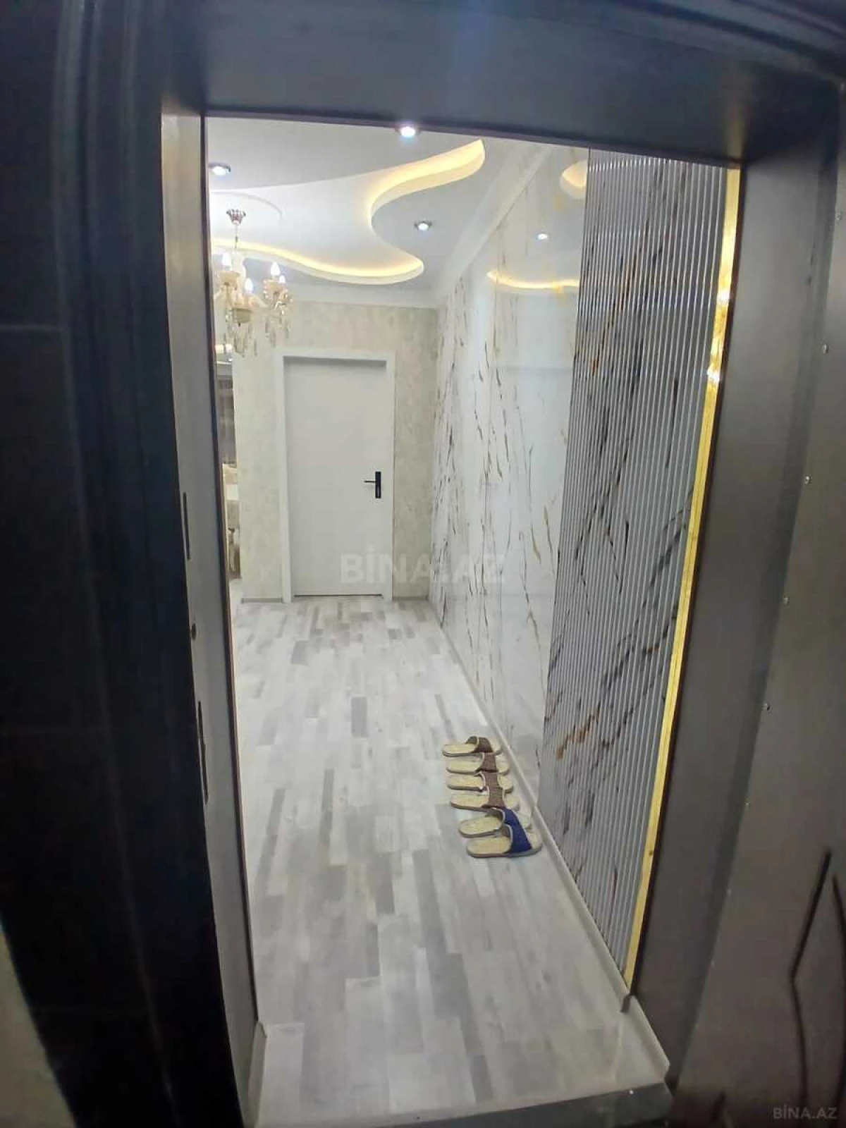 Satılır 3 otaqlı mənzil 83 m²