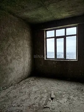 Satılır 4 otaqlı mənzil 164 m²