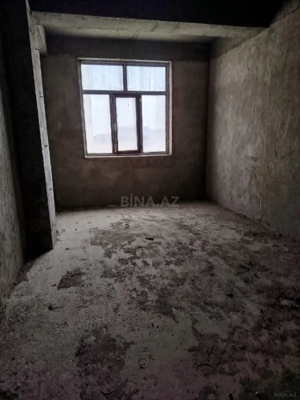 Satılır 4 otaqlı mənzil 164 m²