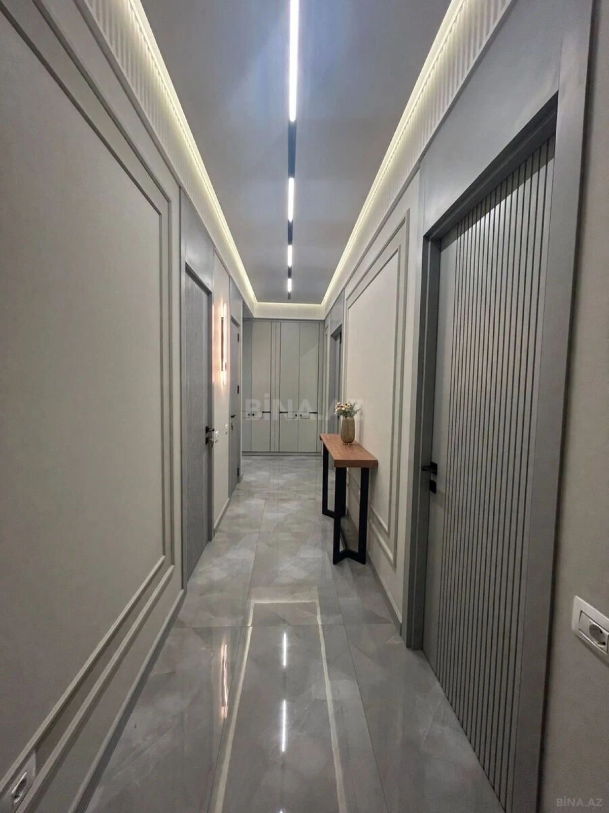 Satılır 3 otaqlı mənzil 100 m²