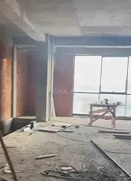 Satılır obyekt 323 m²