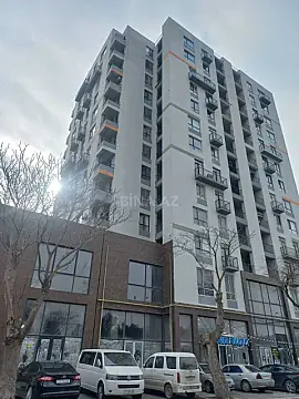 Satılır obyekt 323 m²
