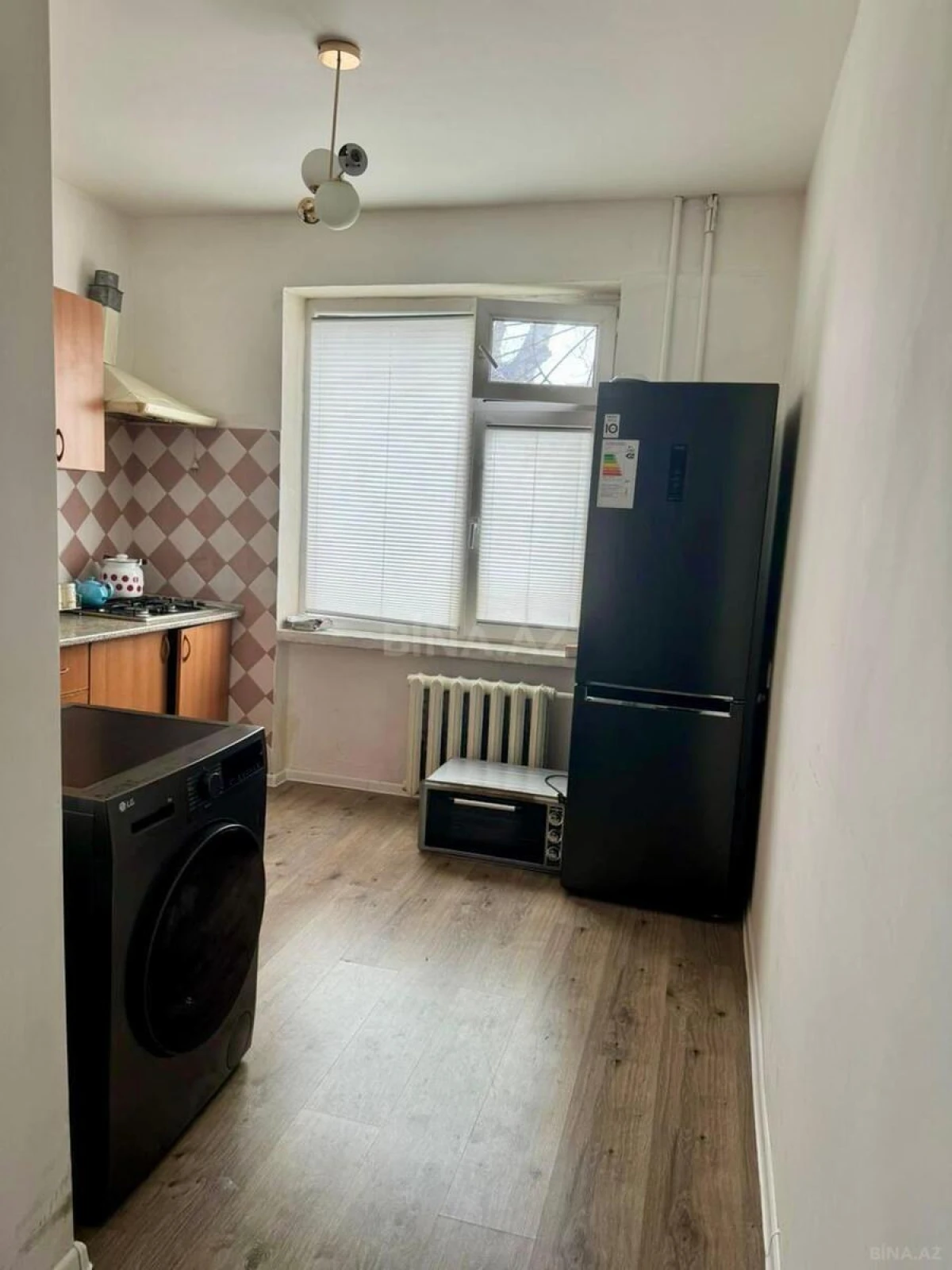 Satılır 2 otaqlı mənzil 60.7 m²