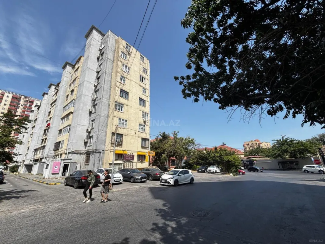 Satılır 2 otaqlı mənzil 60.7 m²