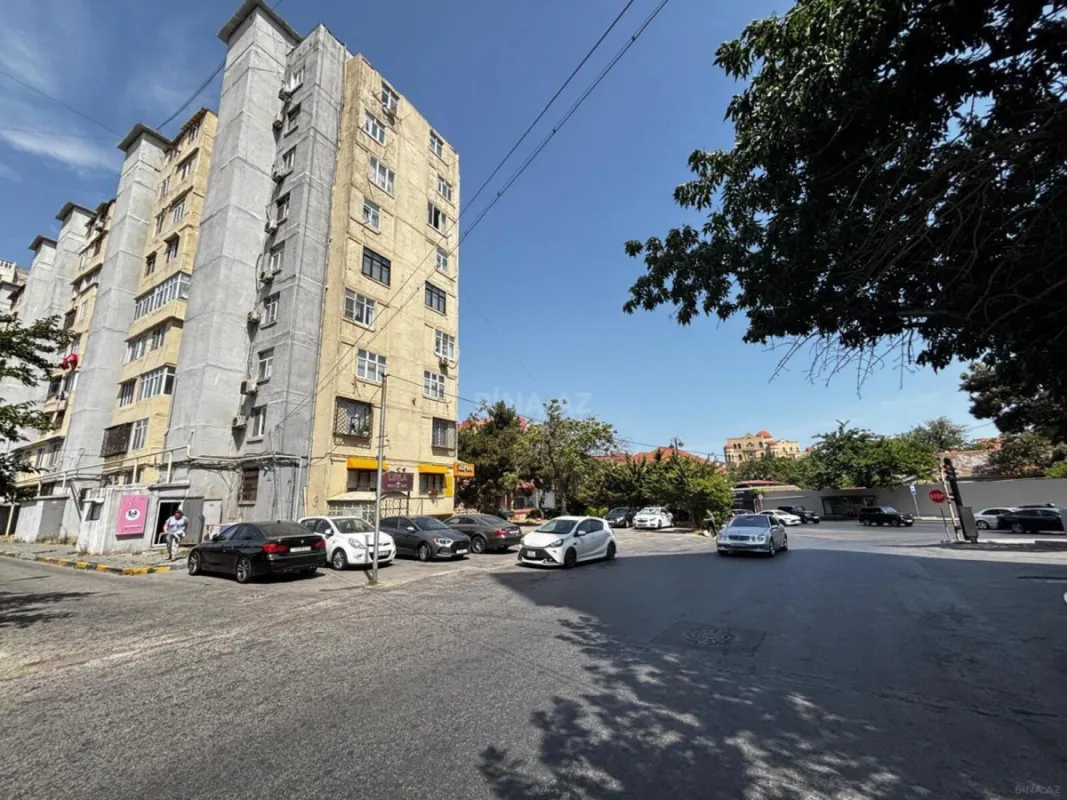 Satılır 2 otaqlı mənzil 60.7 m²