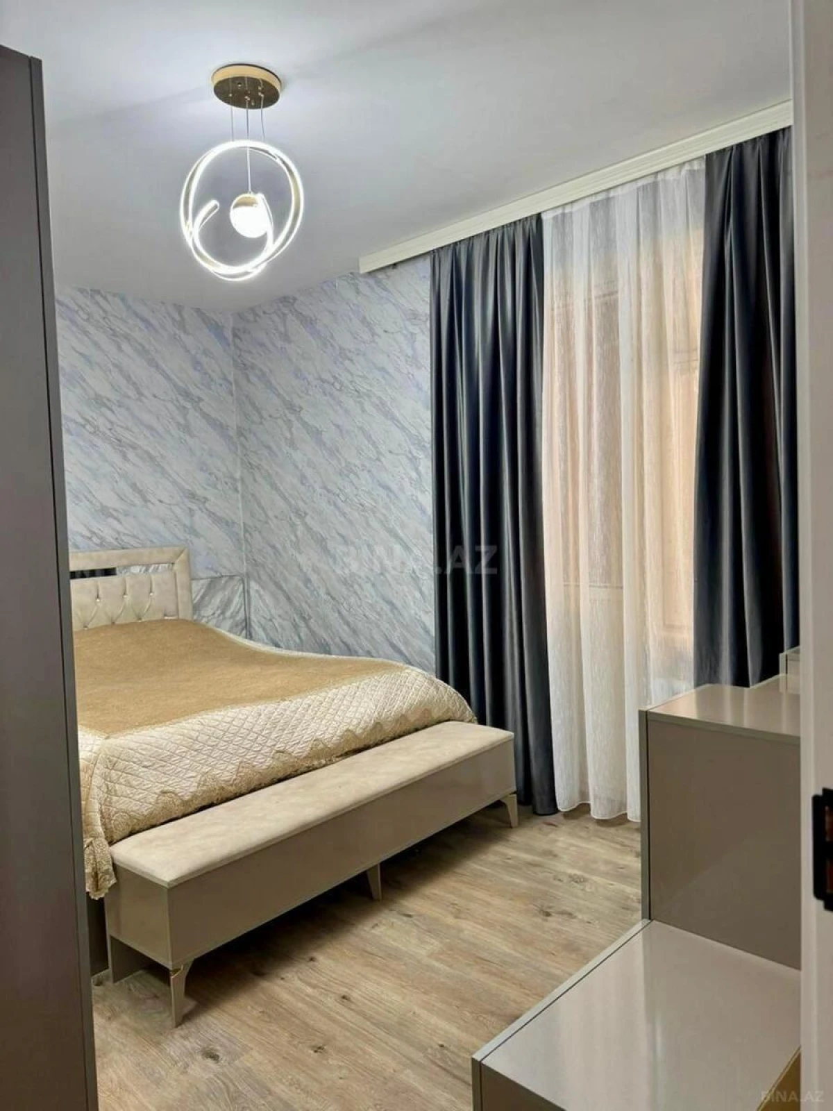 Satılır 2 otaqlı mənzil 60.7 m²
