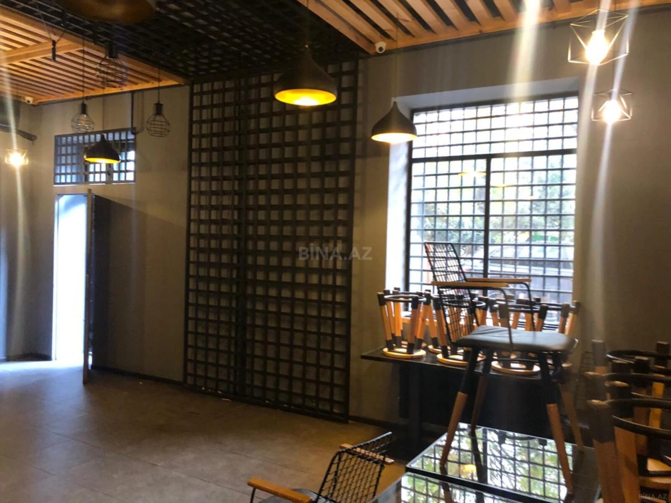 Kirayə verilir obyekt 86 m²