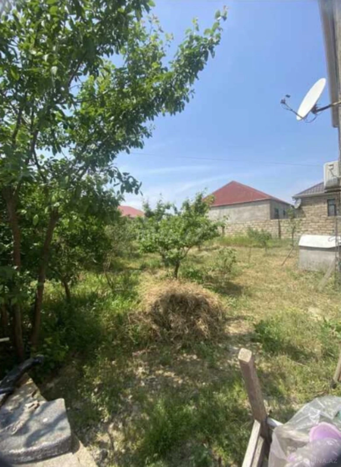 Satılır 8 otaqlı həyət evi 528 m²