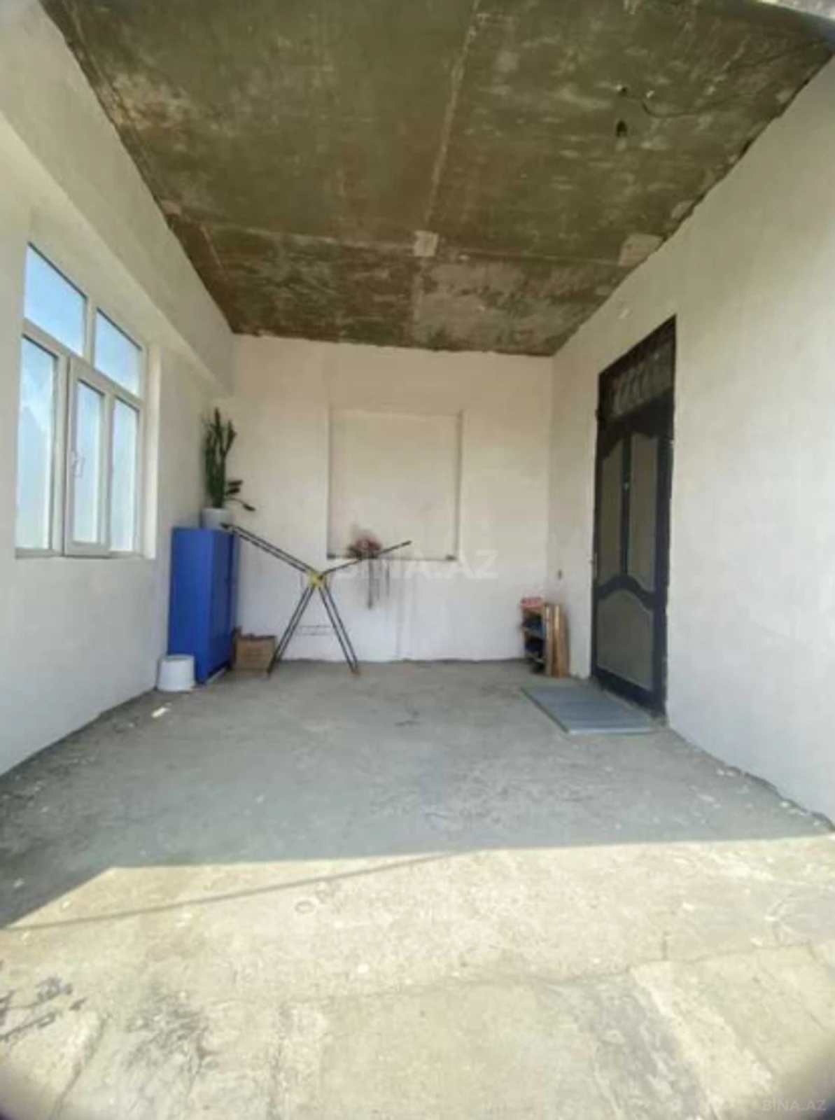 Satılır 8 otaqlı həyət evi 528 m²