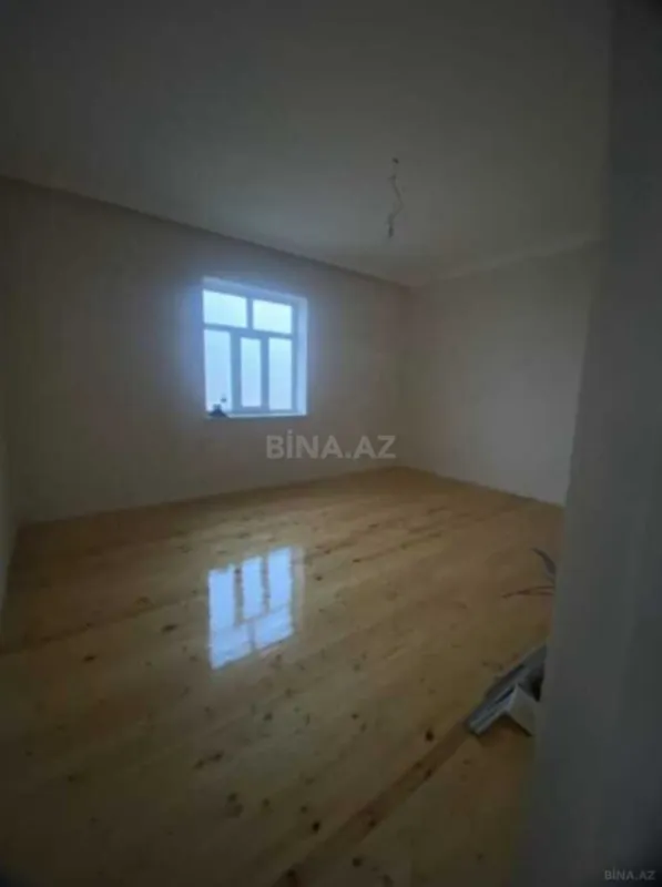 Satılır 8 otaqlı həyət evi 528 m²
