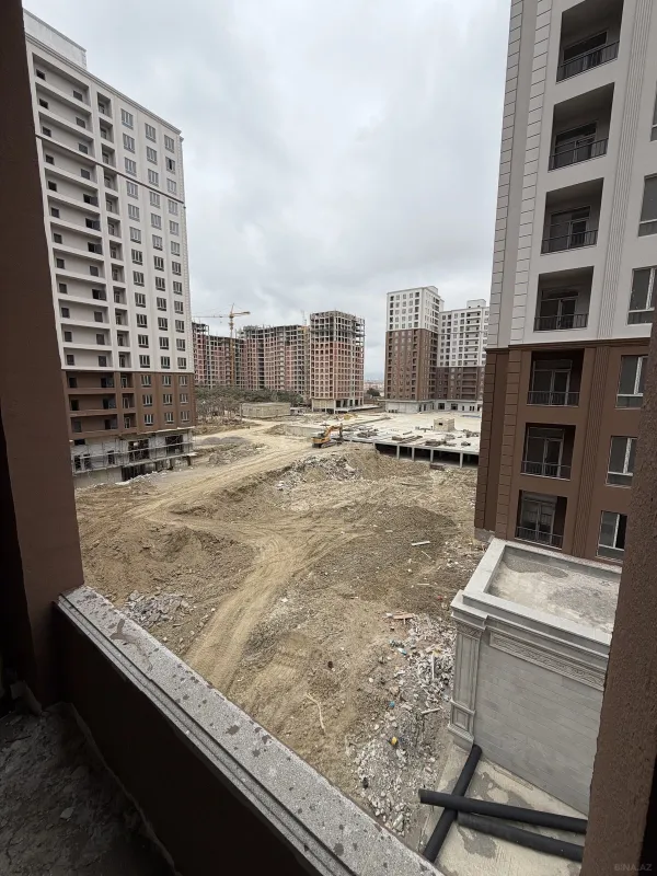 Satılır 2 otaqlı mənzil 65.8 m²