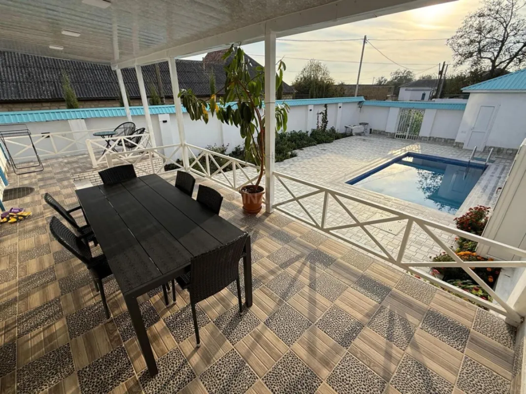 Kirayə verilir 4 otaqlı həyət evi 120 m²