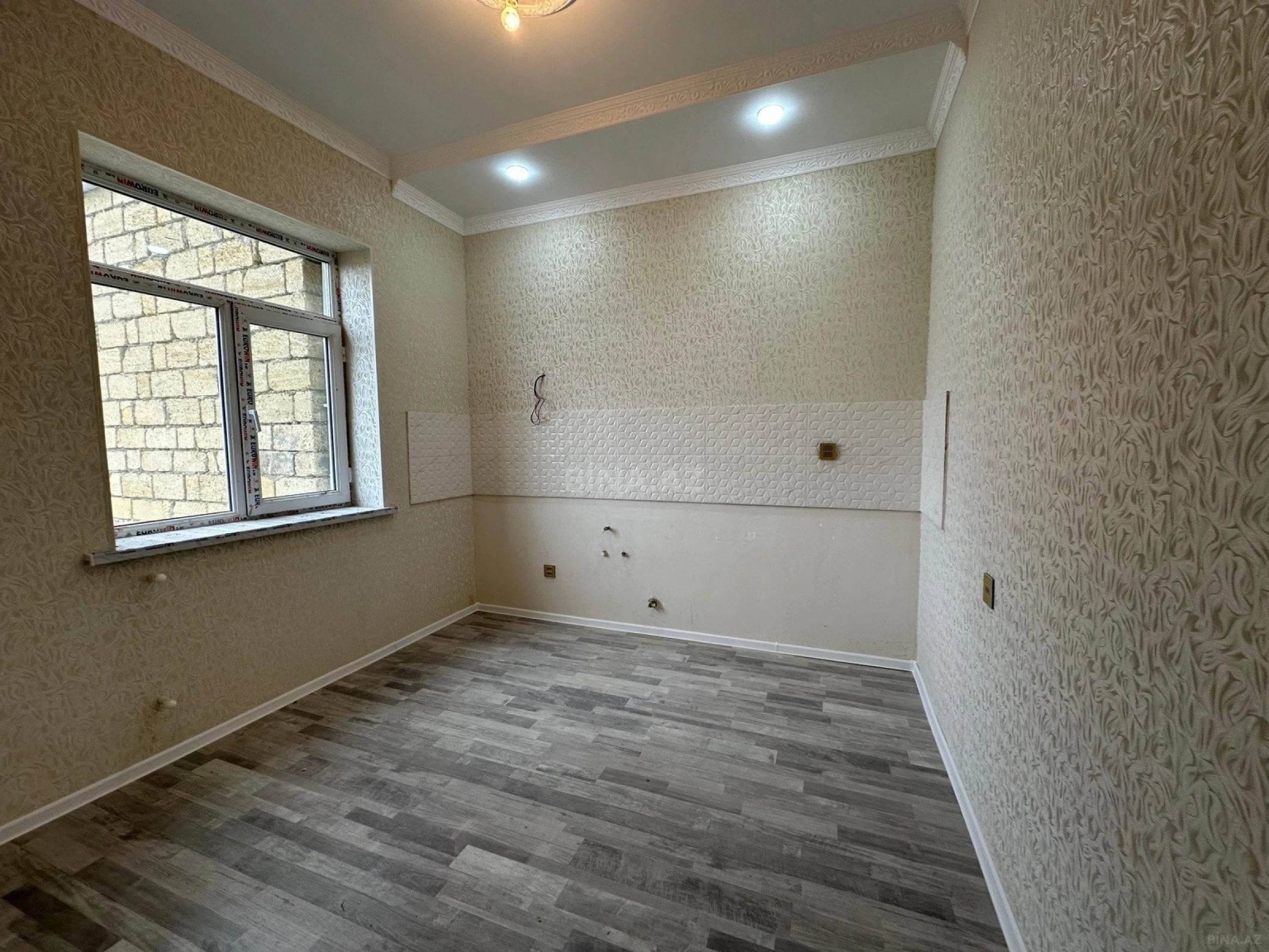 Satılır 4 otaqlı həyət evi 120 m²