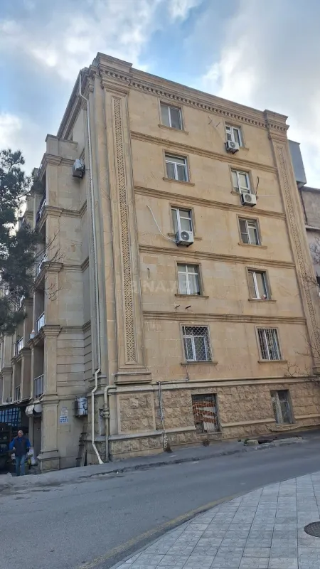 Satılır 2 otaqlı mənzil 50 m²