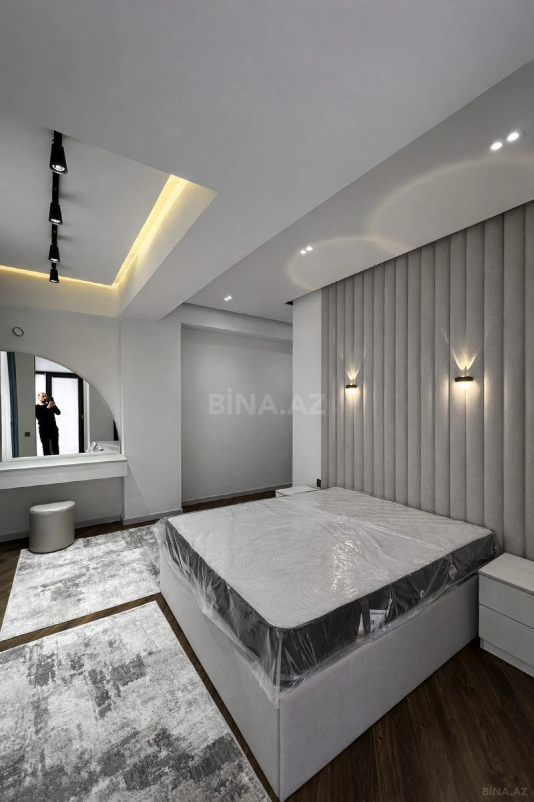 Satılır 2 otaqlı mənzil 88 m²