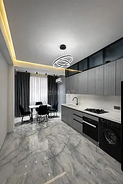 Satılır 2 otaqlı mənzil 88 m²