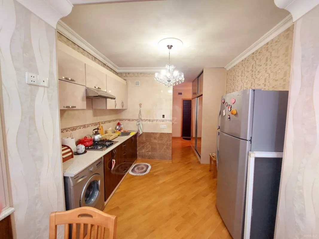 Satılır 2 otaqlı mənzil 65 m²