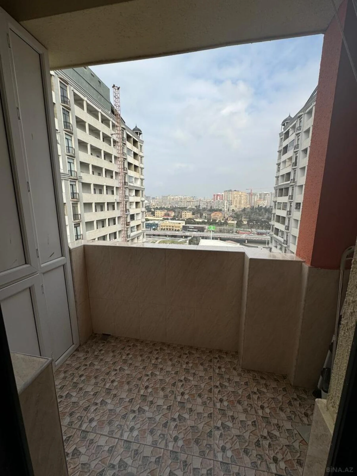 Kirayə verilir 3 otaqlı mənzil 85 m²