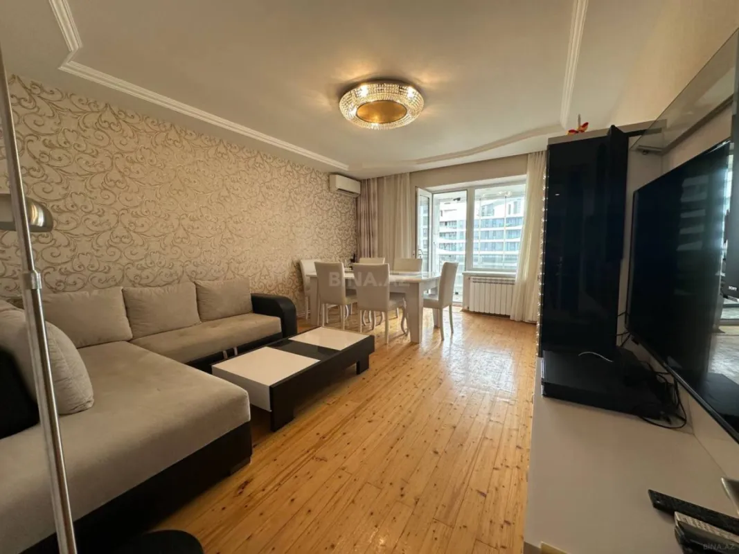 Satılır 3 otaqlı mənzil 92 m²