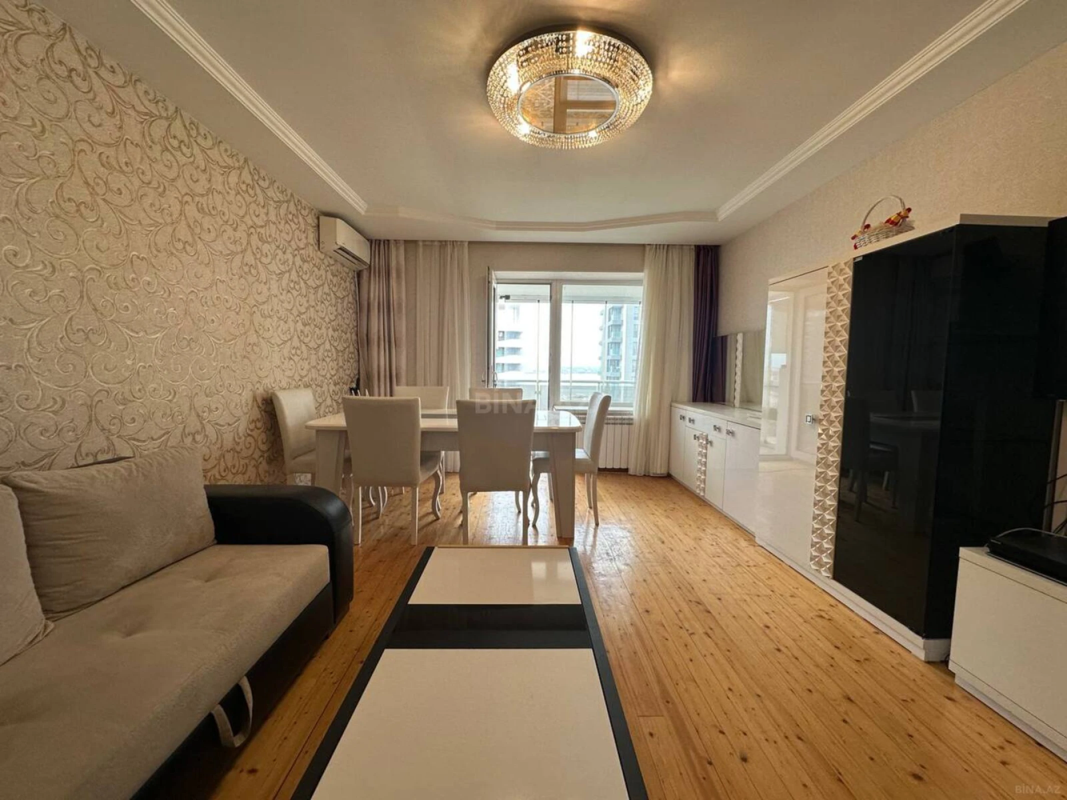 Satılır 3 otaqlı mənzil 92 m²