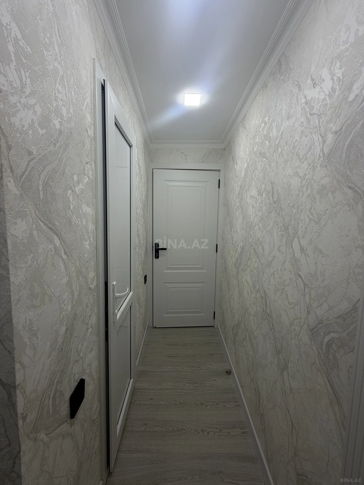 Satılır 2 otaqlı mənzil 38 m²