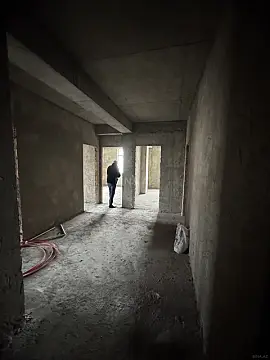 Satılır 4 otaqlı mənzil 130 m²