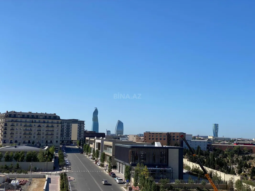 Satılır 3 otaqlı mənzil 157 m²