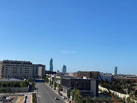 Satılır 3 otaqlı mənzil 157 m²