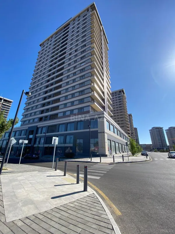 Satılır 3 otaqlı mənzil 157 m²