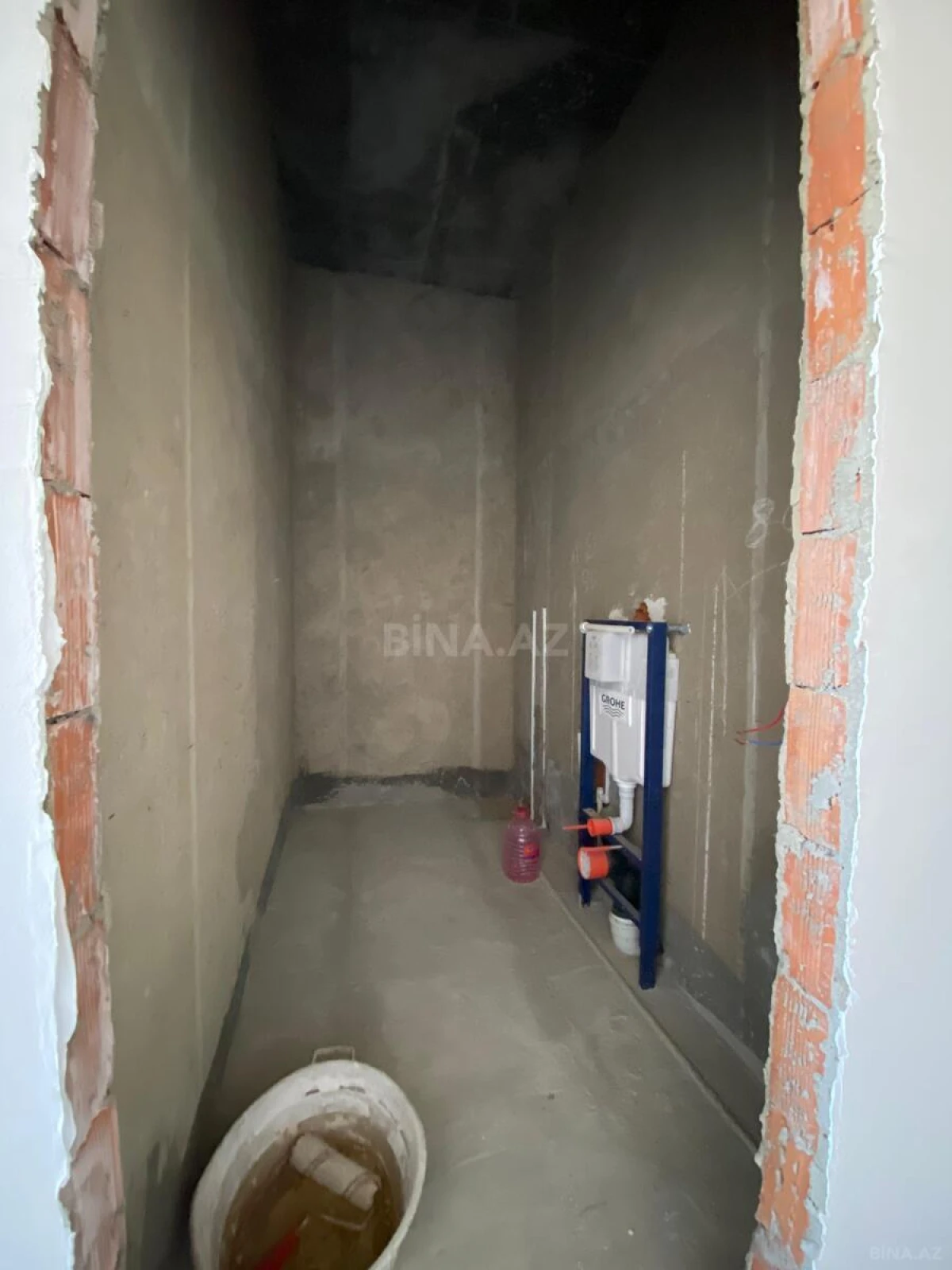 Satılır 3 otaqlı mənzil 157 m²