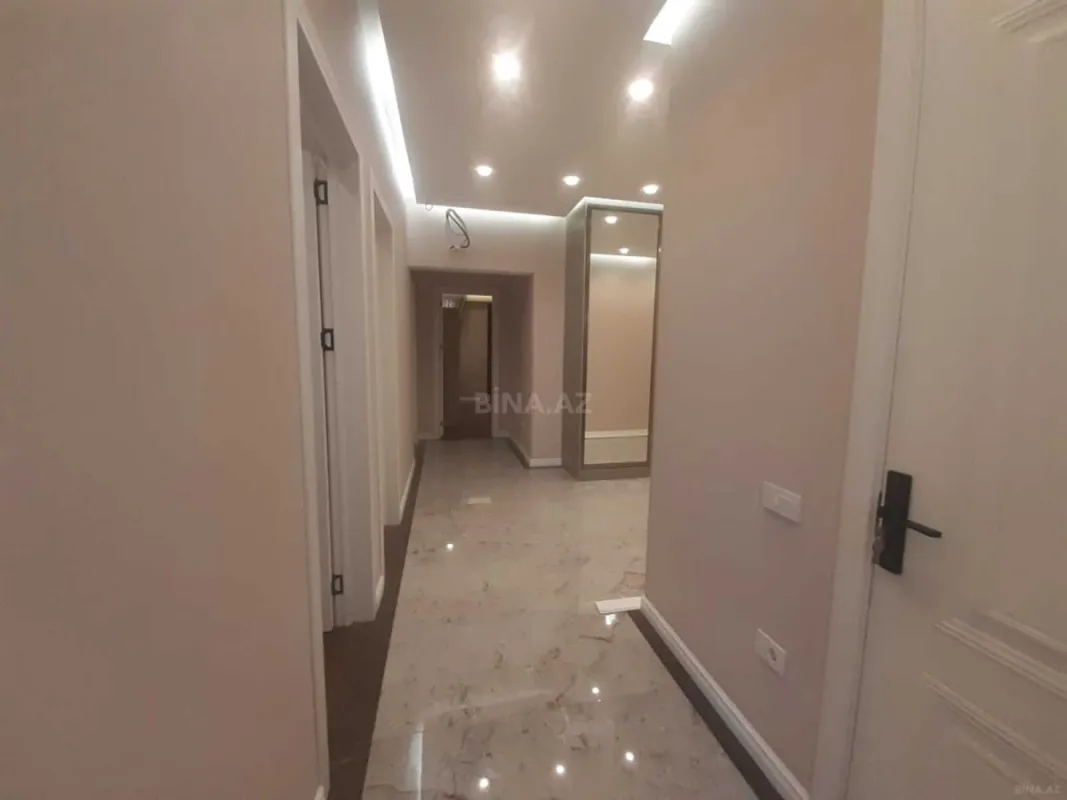Kirayə verilir 4 otaqlı mənzil 150 m²