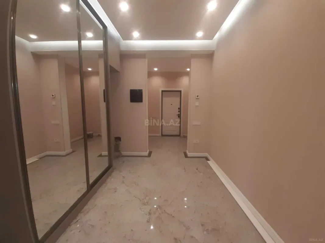 Kirayə verilir 4 otaqlı mənzil 150 m²